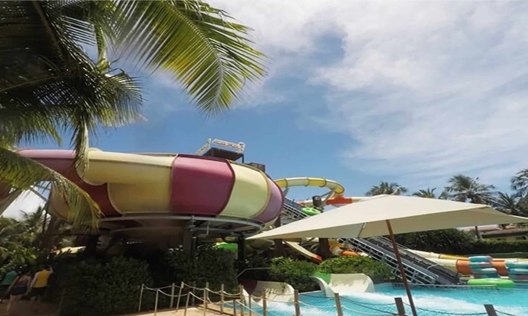 Família de criança autista denuncia que foi expulsa de parque aquático por  levar lanche para o filho - Portal 6