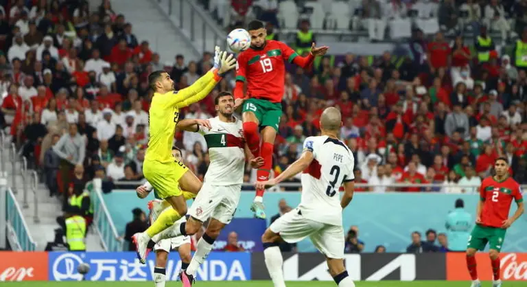 Espanha marca no fim, vence Portugal e avança à semifinal da Liga