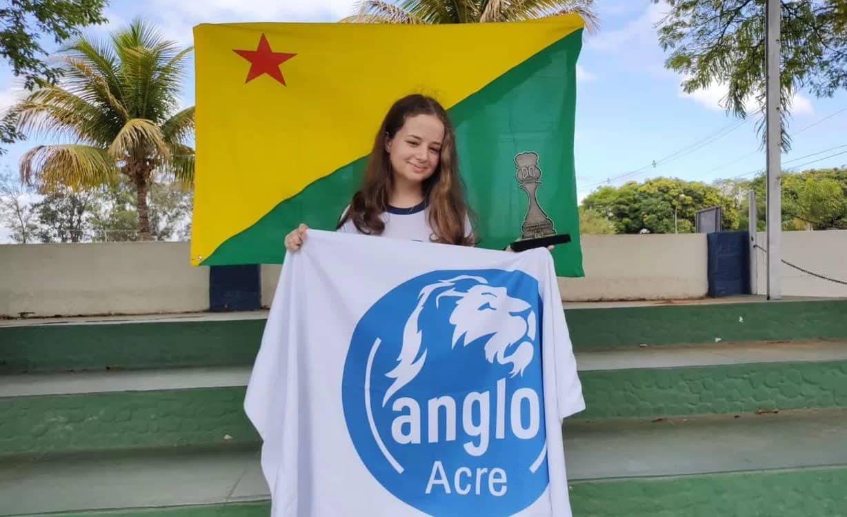 Aluna do Colégio Santa Cecília conquista primeiro lugar no Campeonato  Brasileiro de Xadrez Escolar 2023 Sub-11 Feminino