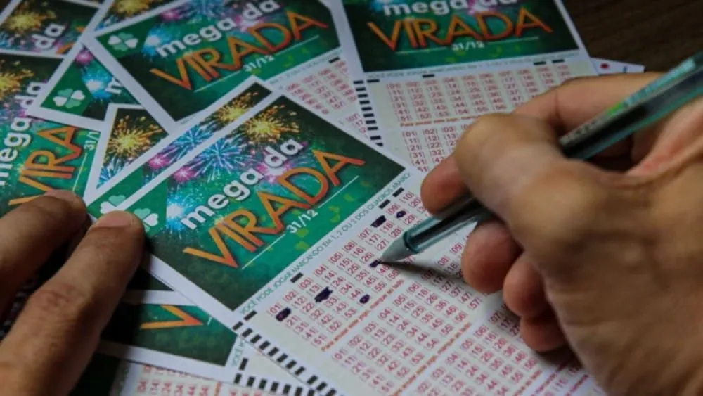 Como jogar na Mega da Virada 2023 com prêmio histórico de R$ 550 milhões