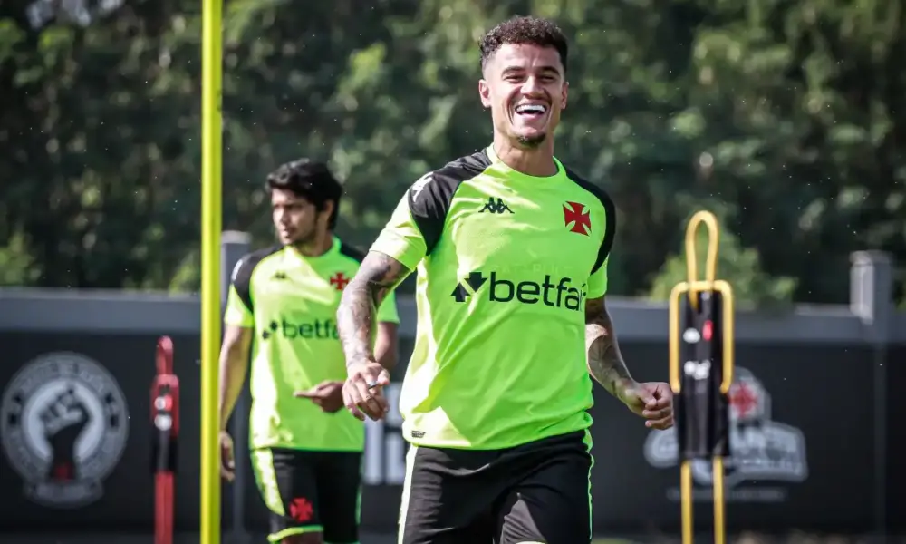 coutinho treino vasco e1722689770824