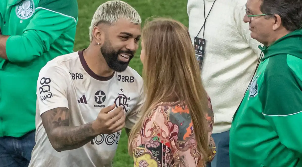 gabigol abraca leila pereira e1722467876195