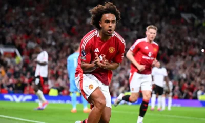 zirkzee gol manchester united fulham e1723842098499