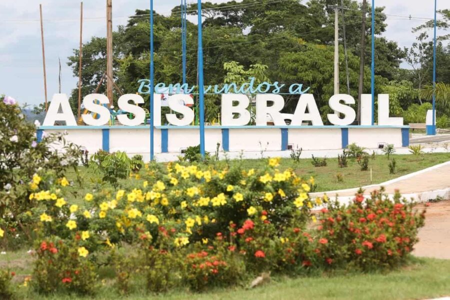 turismo em assis brasil guia de viagem placa de boas vindas assis brasil conexao123 900x600